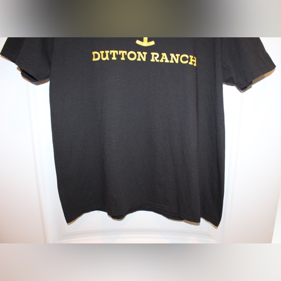 Yellowstone Dutton Ranch T-shirt (men’s XL) - Picture 4 of 6